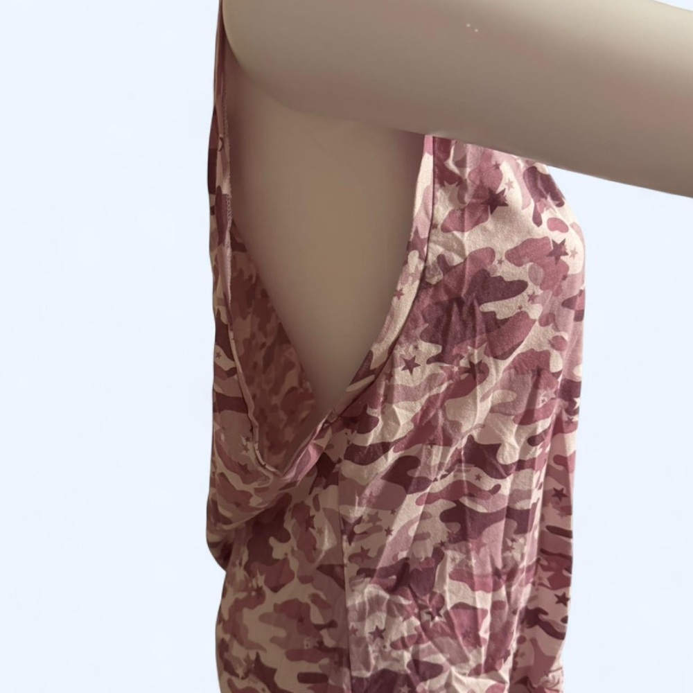 Fabletics Star Camo Athletic Set - image 2